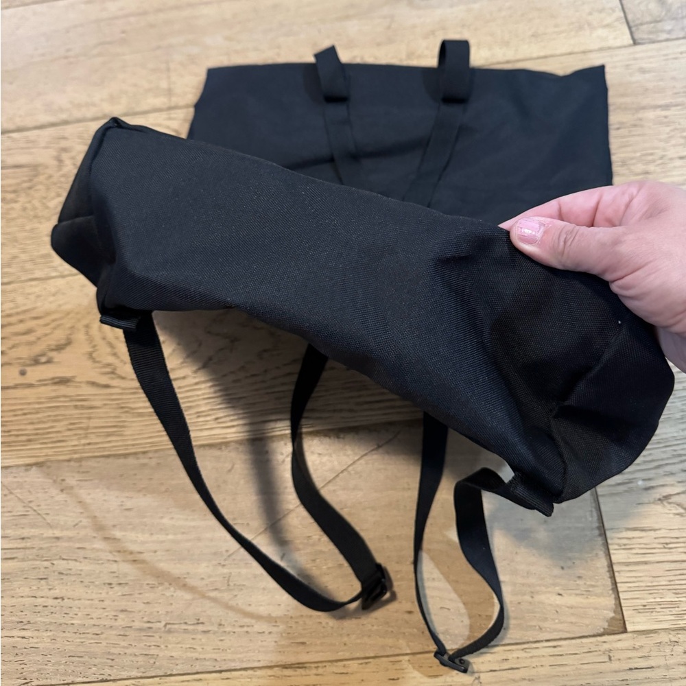 On Running Athletic Ambassador Black Backpack Bag Pack - Picture 5 of 9